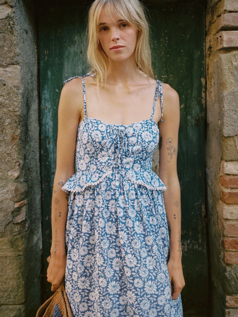 Christy Dawn Leonor Dress in Aster Fields Lapis Size Medium